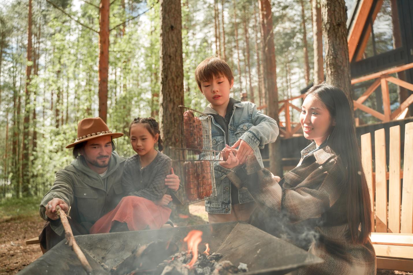 Ways to Keep Your Kids Busy on a Camping Trip